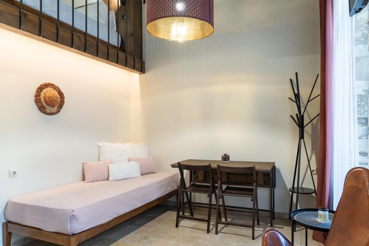 Quattro Domus Apartment Heraklion  Bagian luar foto